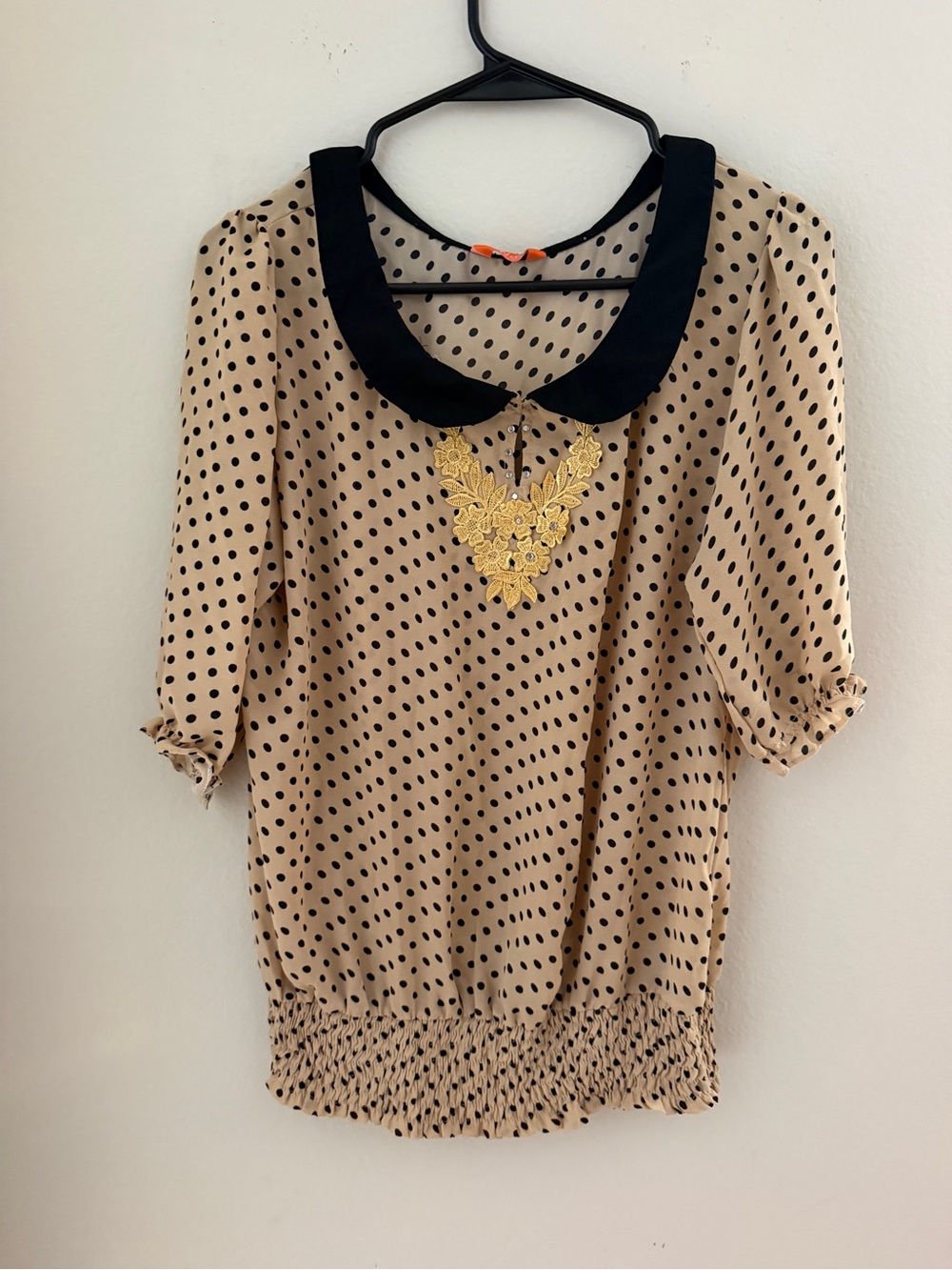 NJ Fashion Polka Dot Peter Pan Collar Top with Gold Applique - Beige/Black